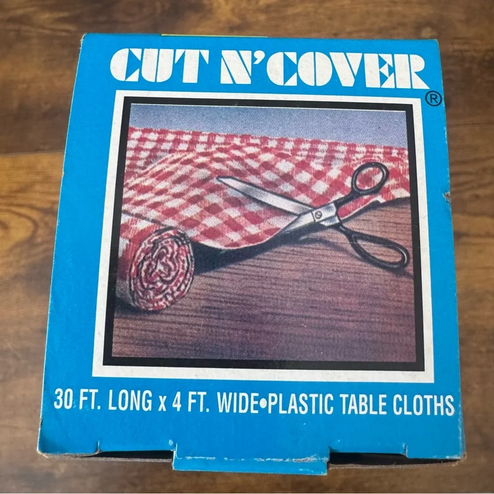 Cut‎ N’ Cover Vintage 1970s Plastic Tablecloth Roll Gingham 4 Ft X 30 Ft NOS